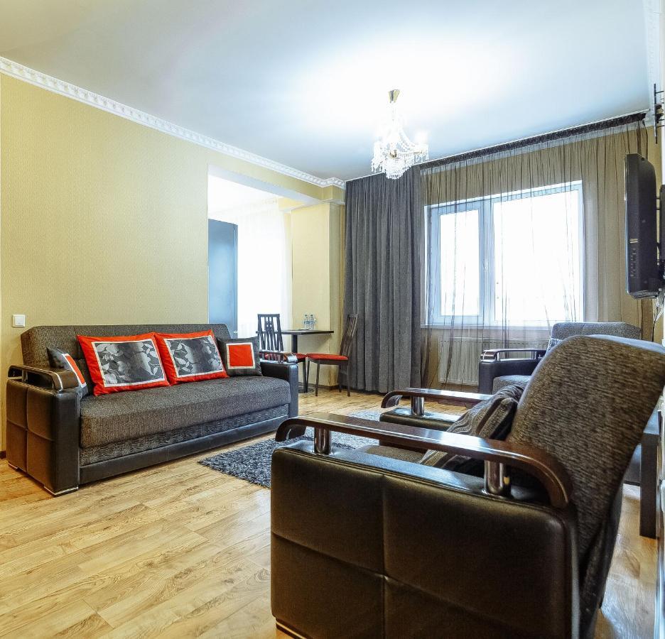 Two Bedroom Apartment On Syganak Street 64-1 アスターナ エクステリア 写真