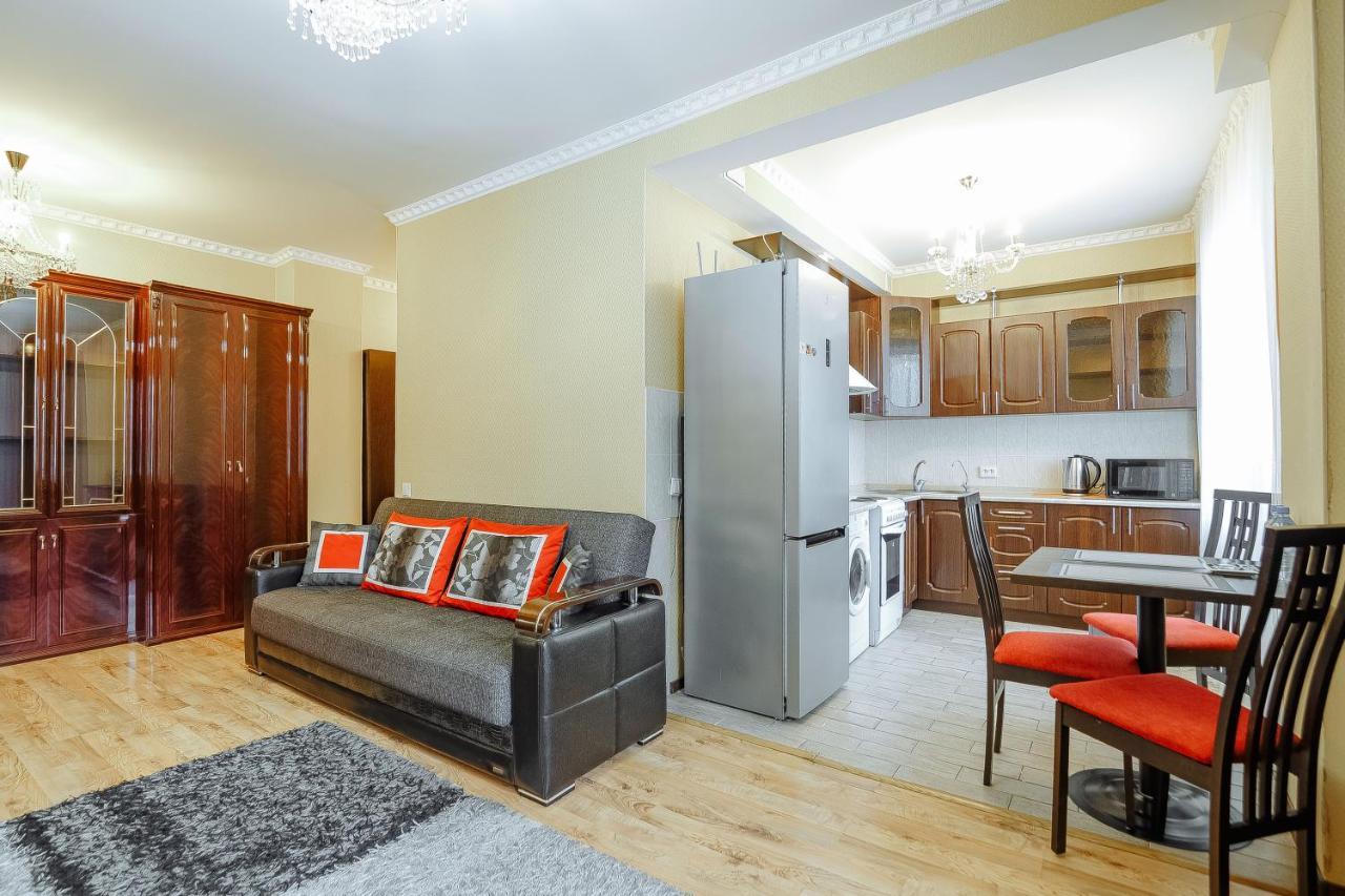 Two Bedroom Apartment On Syganak Street 64-1 アスターナ エクステリア 写真